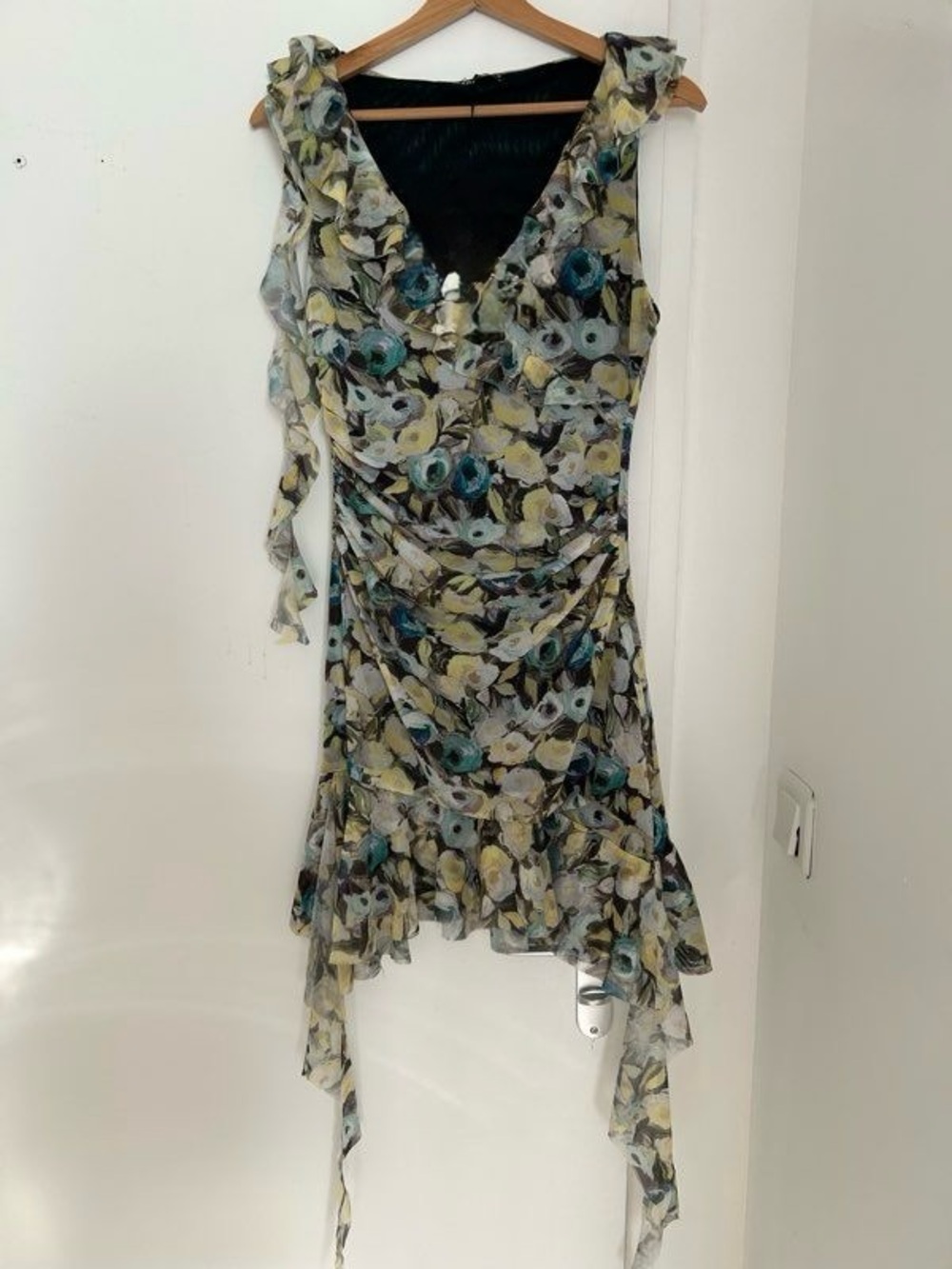 Zara Ruffle Mini Dress - Picture 11 of 11